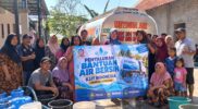 Krisis Air Bersih Melanda Sampang, KJJT Indonesia Salurkan Bantuan Air ke Warga Jalan Merapi
