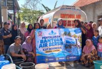Krisis Air Bersih Melanda Sampang, KJJT Indonesia Salurkan Bantuan Air ke Warga Jalan Merapi